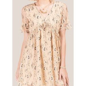 Francescas LIV Floral Lace Shift Dress